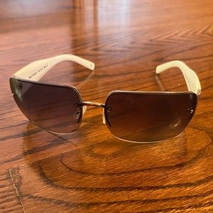 Juicy Couture Accessories - JUICY COUTURE SUNGLASSES! Juicy Couture Accessories - JUICY COUTURE SUNGLASSES!